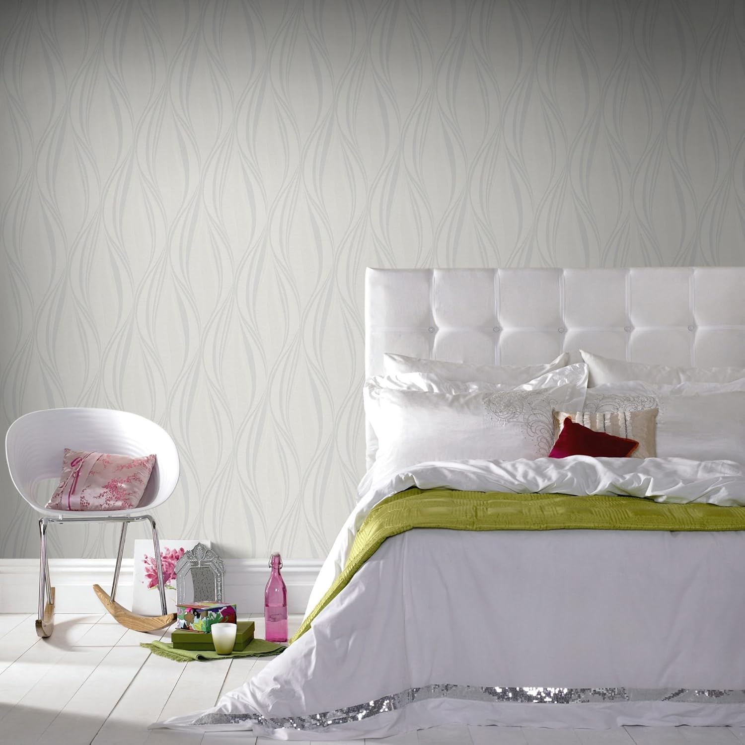 Boutique Tango Embossed Geometric White/Silver Wallpaper Amazon.co.uk