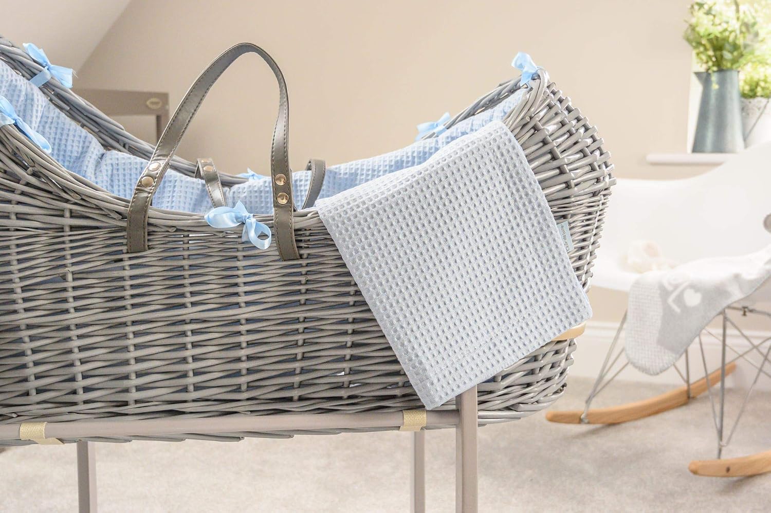 Clair de Lune Waffle Grey Wicker Noah Pod, Blue, Moses Basket - Image 5