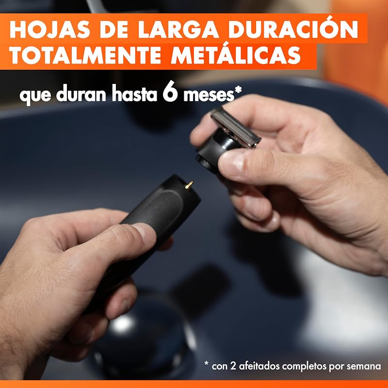 Aparador de barba e barbeador Fusion One, preto - Barbeiro tudo-em-um para rosto e corpo, cabeça pivotante, 4 pentes, tampa protetora, resistente à água, 45 minutos de uso