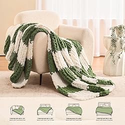 L'AGRATY Chunky Knit Blanket