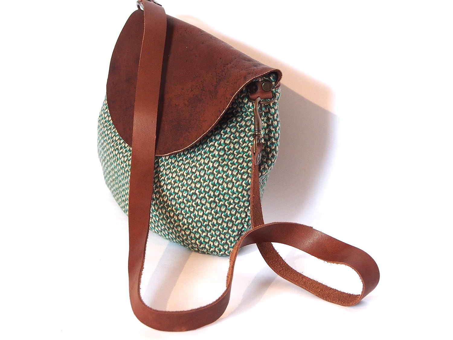 small fabric shoulder bags