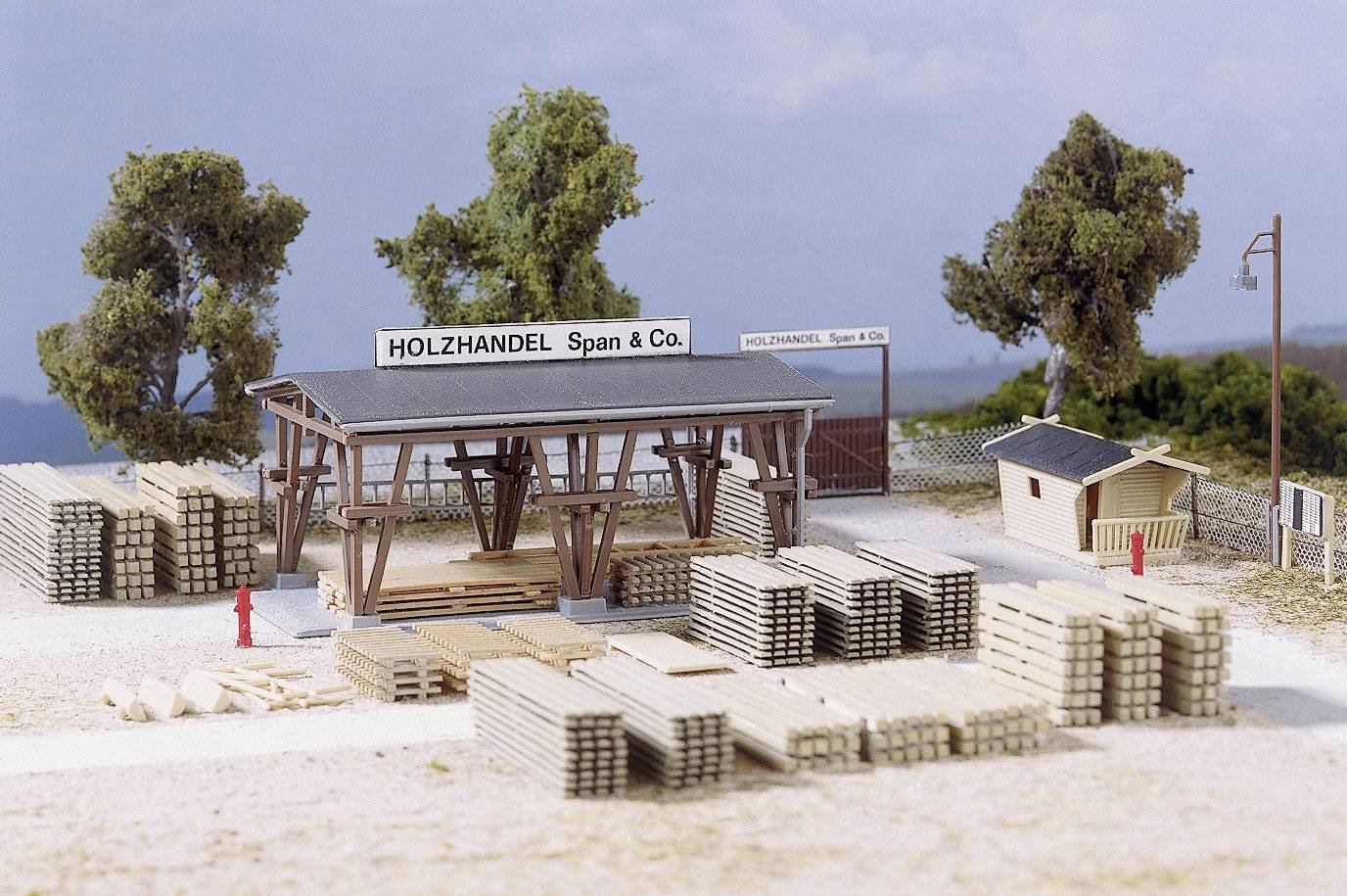 Auhagen 11353 Lumber Yard Span and Co Modelling Kit