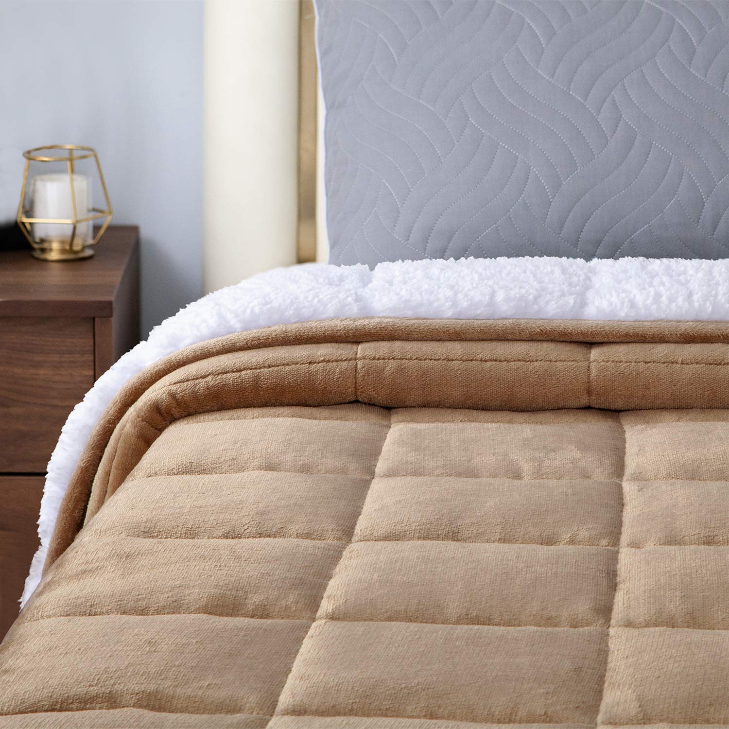 BUZIO Sherpa Fleece Weighted Blanket for Adult, 15 lbs Heavy Fuzzy Throw Blanket with Soft Plush Flannel, Dual Sided Queen Size Cozy Fluffy Blanket, 60 x 80 inches, Light Tan