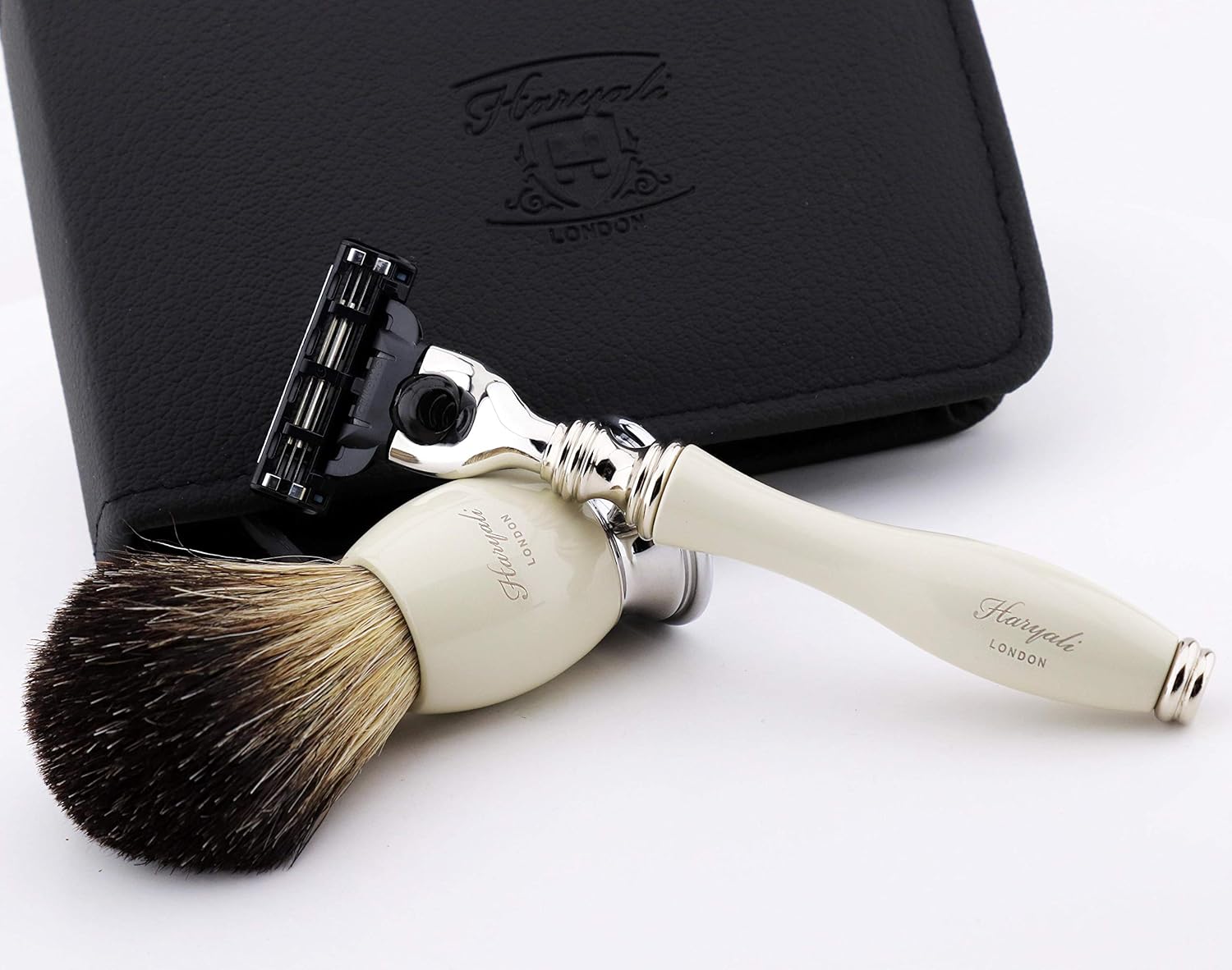 Men shaving shave kit badger hair shaving brush & Triple Edge Cartridge designer razor MENS CHRISTMAS XMAS GIFT WITH TRAVEL SHAVING CASE - Image 3