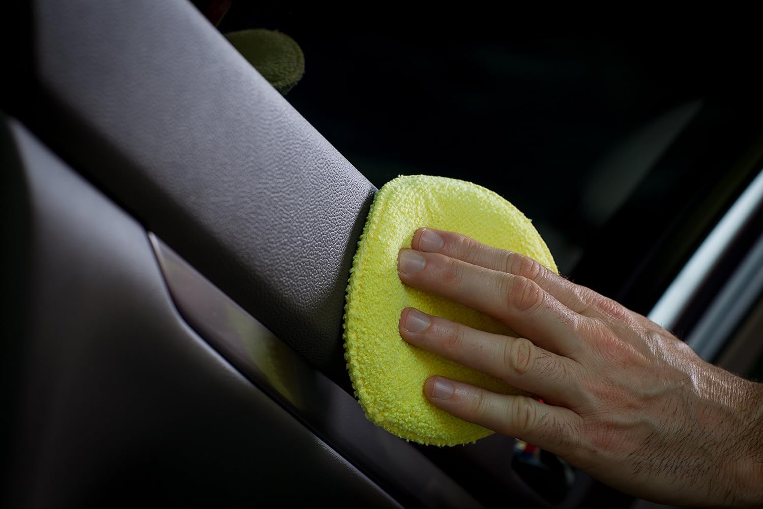 Mothers 156801 Yellow Microfiber Ultra Soft Applicator and Cleaning Pads (Six 5 Inch Pads): Automotive