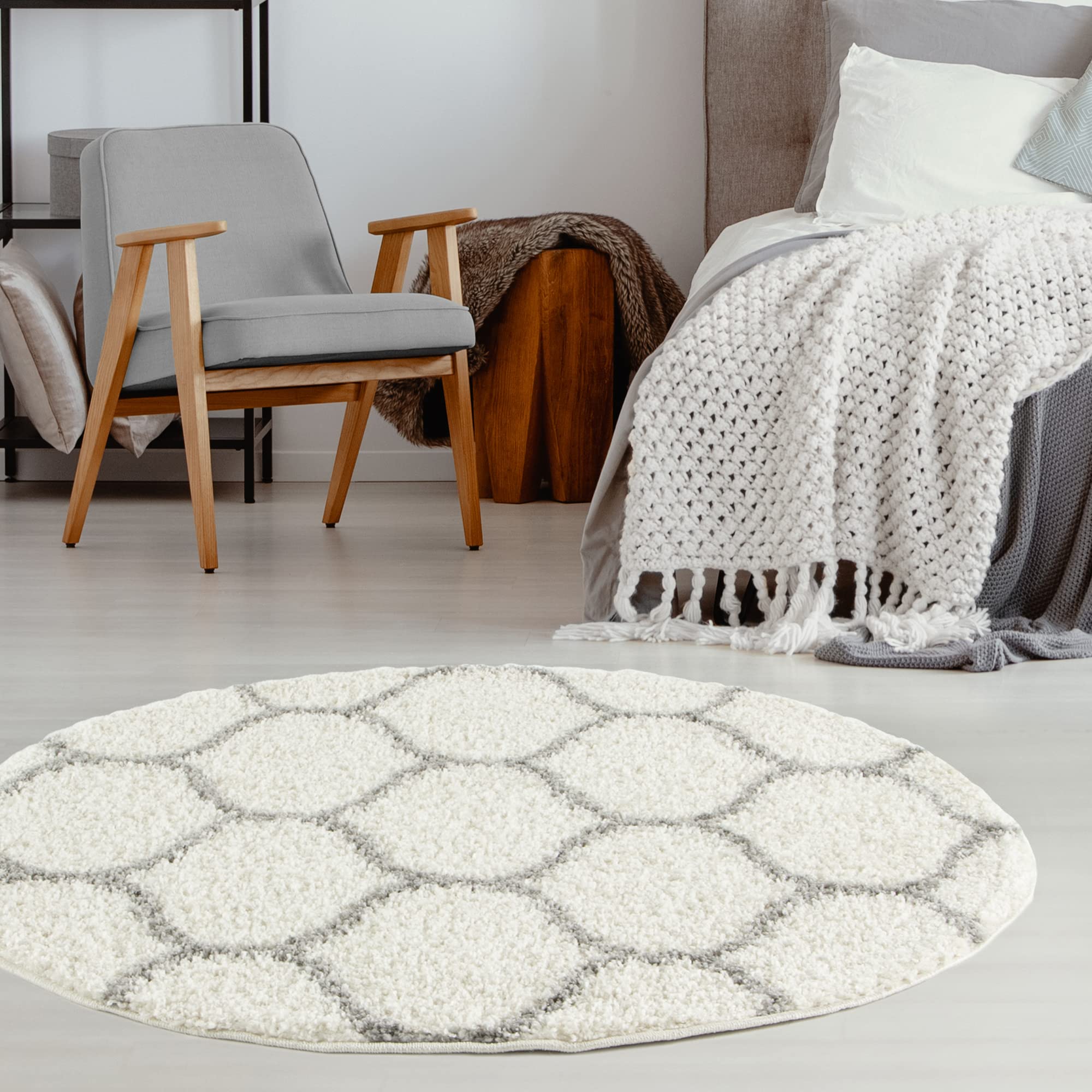 THE RUGS Shaggy Rug – Modern Moroccan Design Rugs for Living Room, Bedroom, Hallway, 3 cm Thick Area Rugs, (Trellis Ivory/Grey, 120cm Round) — image 1