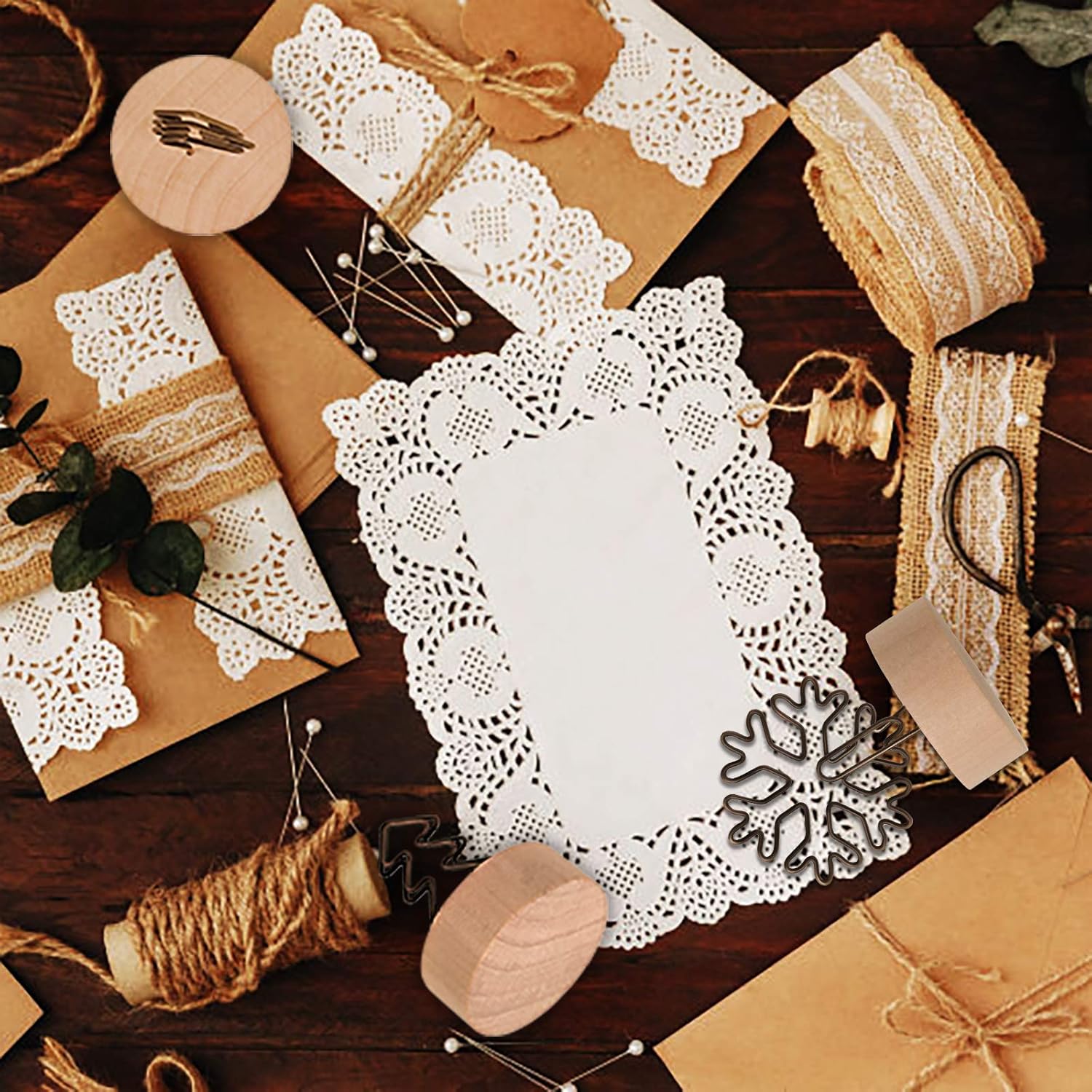 ADXCO 16 Pack Christmas Party Decoration Card Holders Wooden Base Card Holders Rustic Iron Wire Picture Picks Clip Holder 4 Shapes Picture Memo Note Photo Clip for Christmas Table Decorations: Home & Kitchen