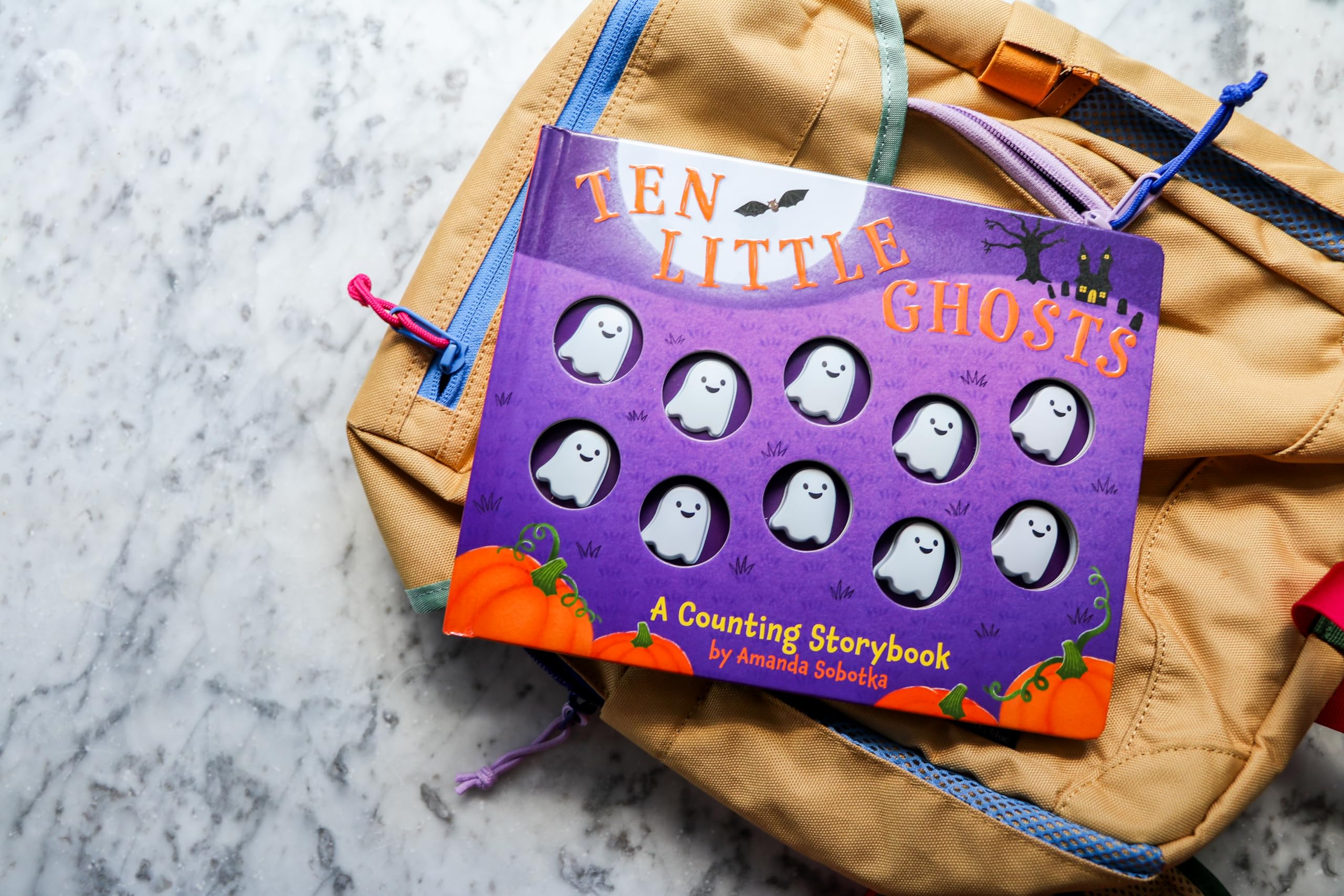 Ten Little Ghosts: A Counting Storybook