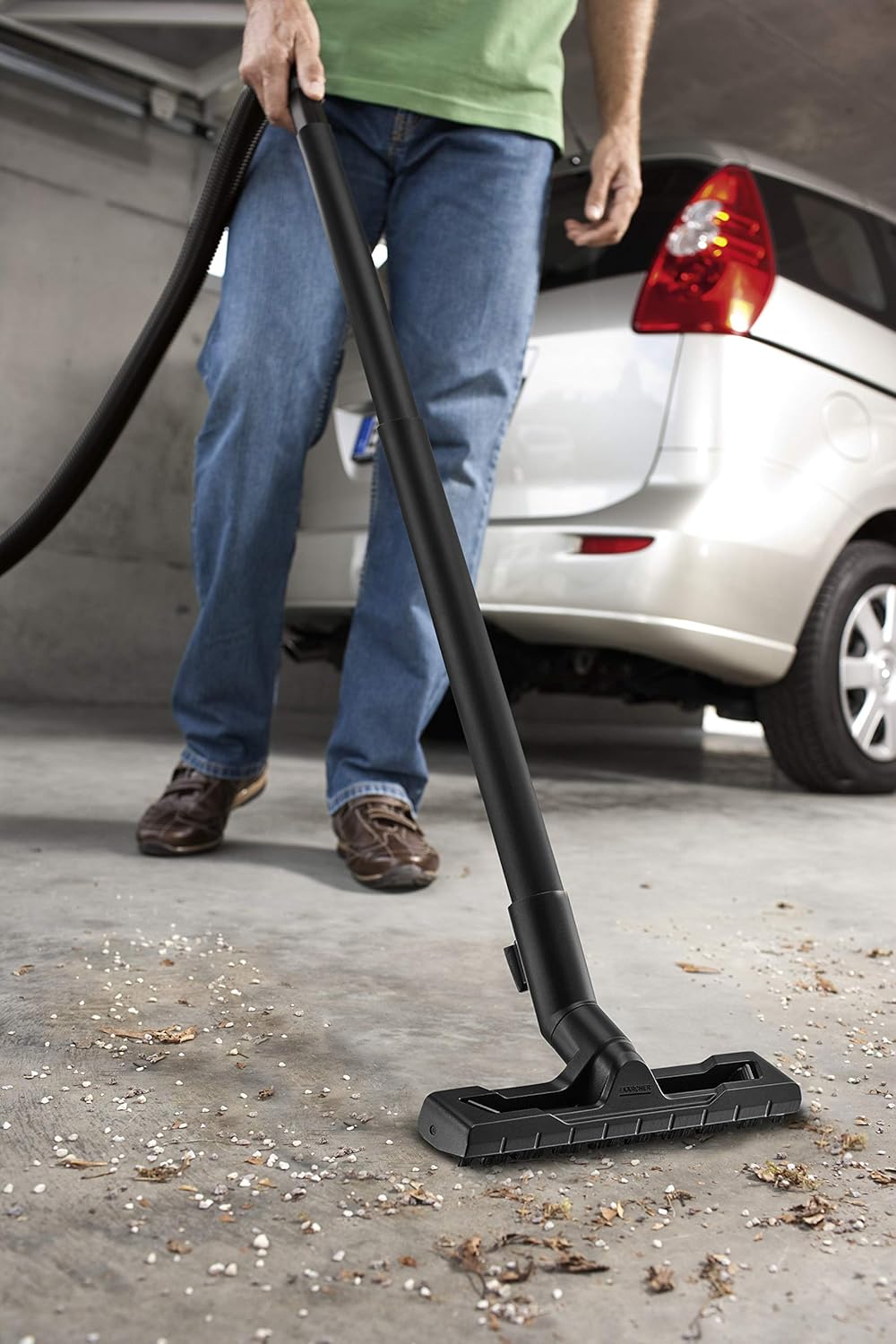 Saugen von größeren Spänen mit einem Baustaubsauger