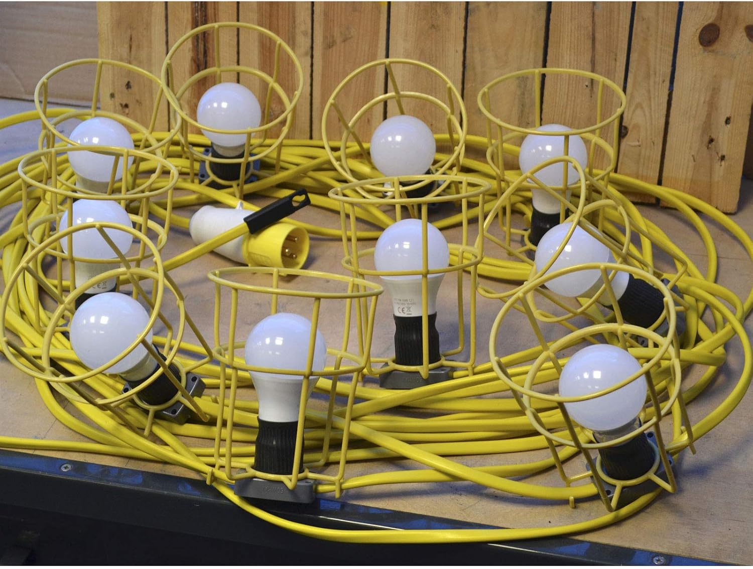 Faithfull FPPSLFESTLED 10 110v LED Bulb Festoon Light Set on 22M Arctic Cable (plus 3M to plug), Yellow - Image 5