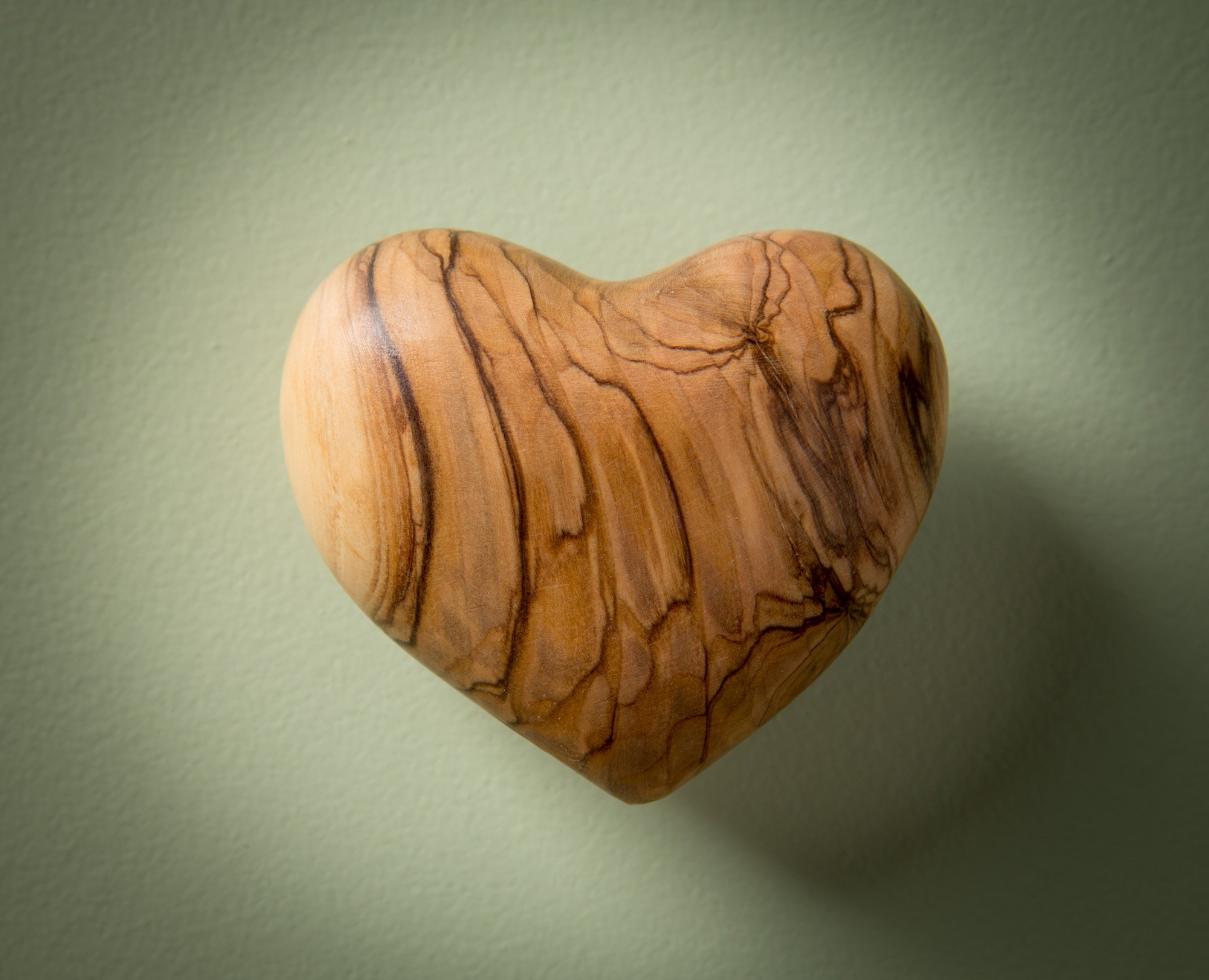 Olive and Whim wooden heart, large