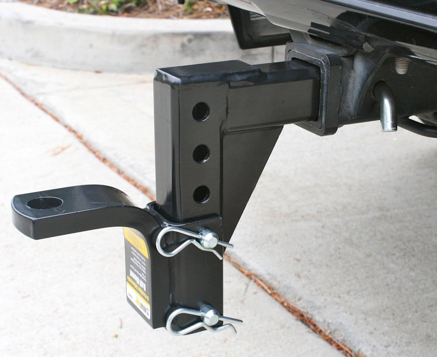 MaxxHaul 70067 8-Position Adjustable Ball Mount - 5000 lbs. GTW Capacity: Automotive