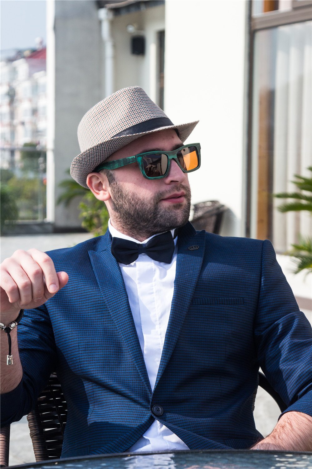 SHELOO Bamboo Wood Polarized Sunglasses Retro Style 100% UV Protection Green Frame