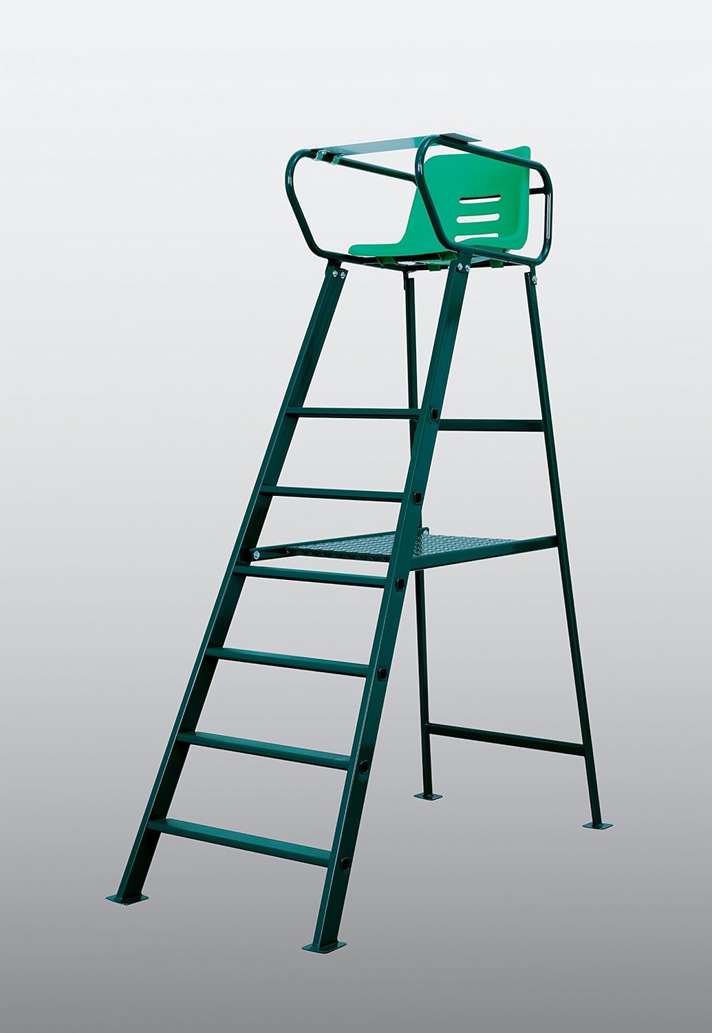 Amazon Com Royale Umpire Chair With Desk Sports Outdoors