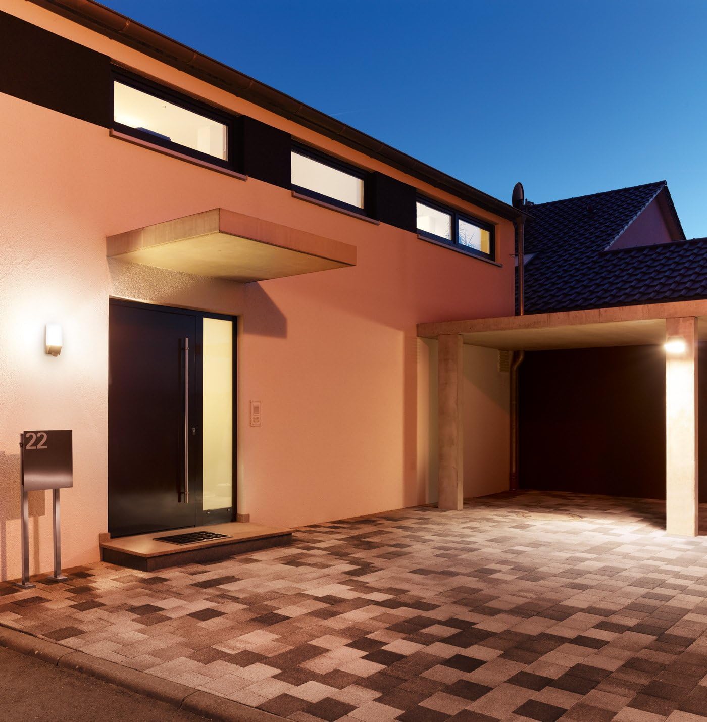 Steinel House Number Light L 1 S White E27, max. 60 Watts Outdoor Wall Light with 180° Motion Sensor 10 m Range - Image 4