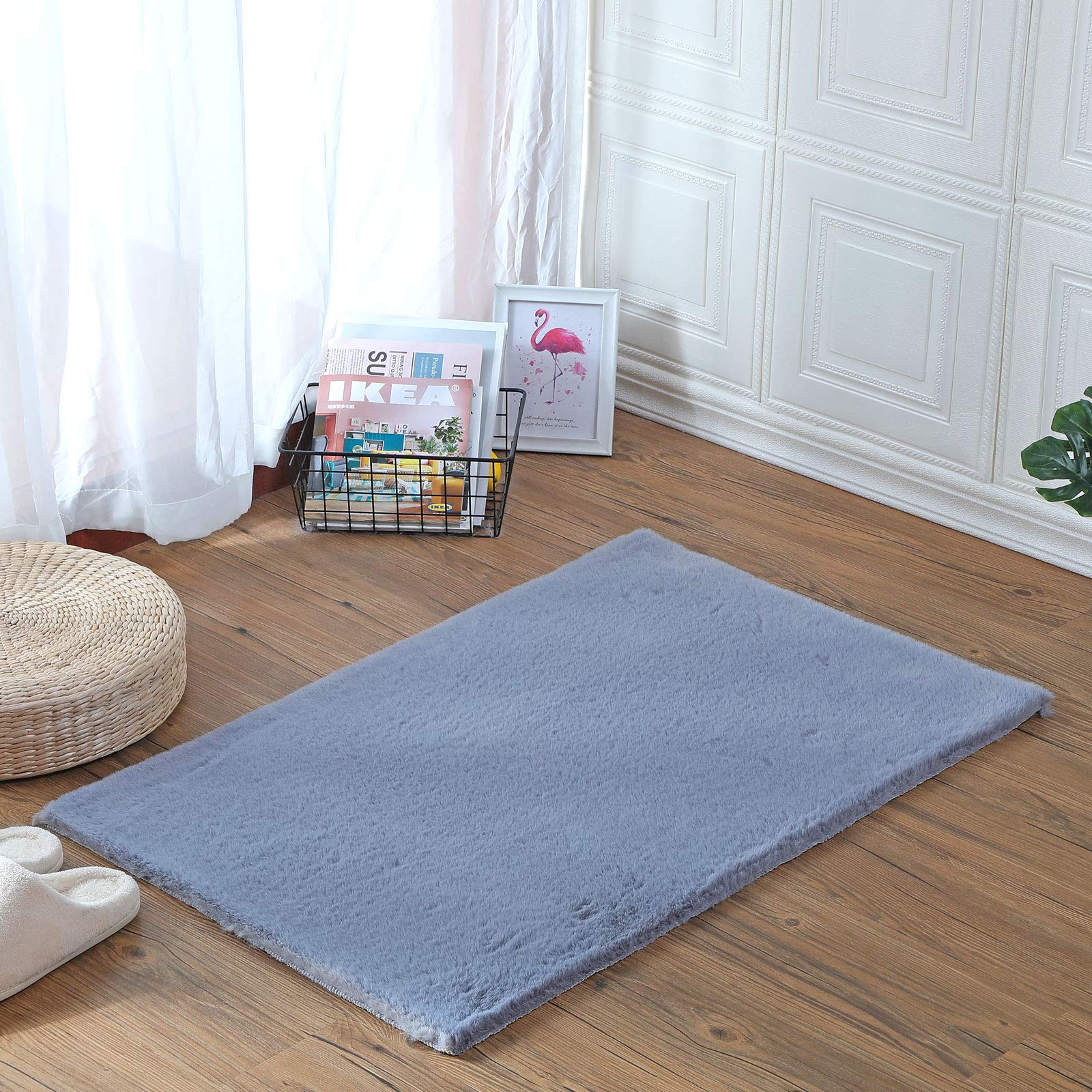 HEQUN Faux Sheepskin Area Rug,Lambskin Fur Rug,Super Soft Faux Rabbit Fur Rug| Fluffy Rug for the Bedroom, Living Room or Nursery | Furry Carpet or Throw for Chairs| No Shedding Non-Slip Durable