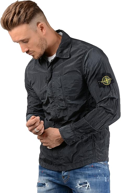 Машина stone island