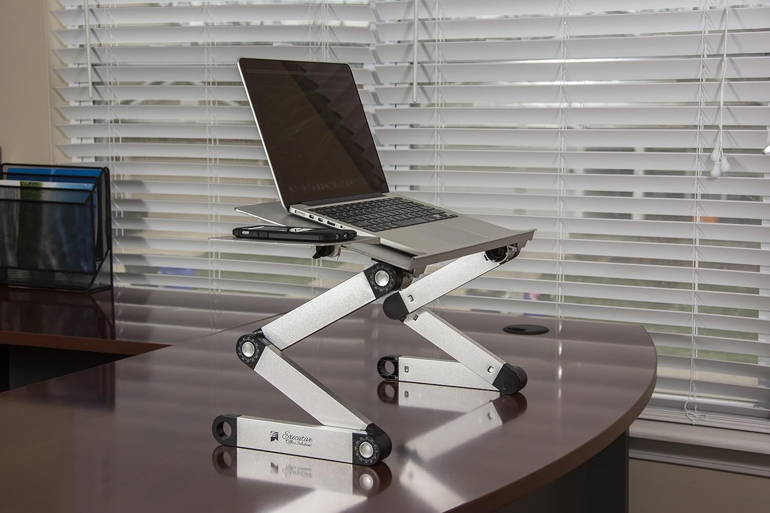Executive Office Solutions Portable Adjustable Aluminum Laptop Desk/Stand/Table Vented w/CPU Fans Mouse Pad Side Mount-Notebook-MacBook-Light Weight Ergonomic TV Bed Lap Tray Stand Up/Sitting-Silver: Computers & Accessories