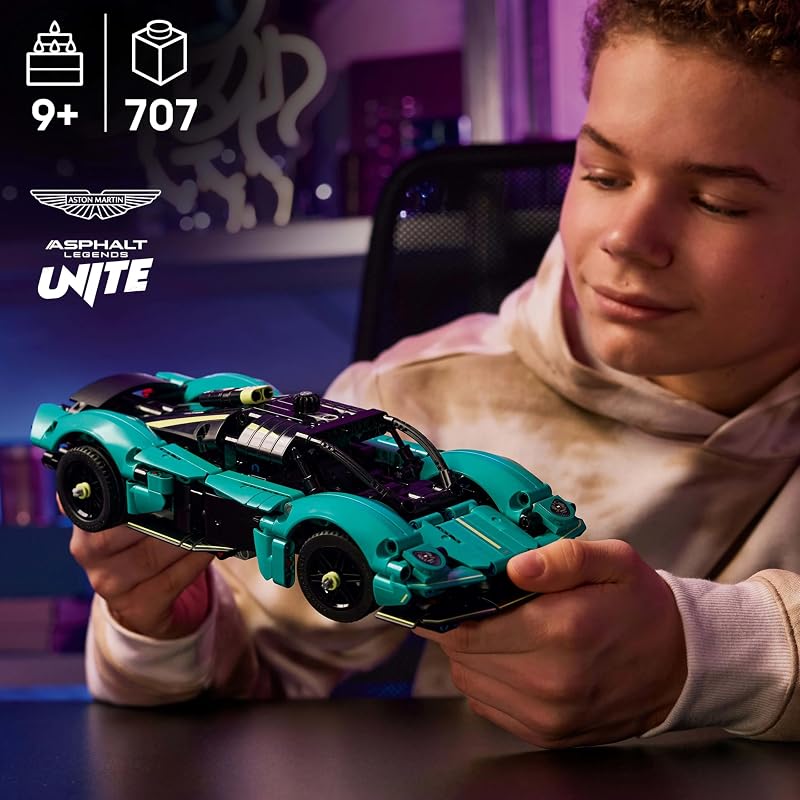Technic Aston Martin Valkyrie 42208