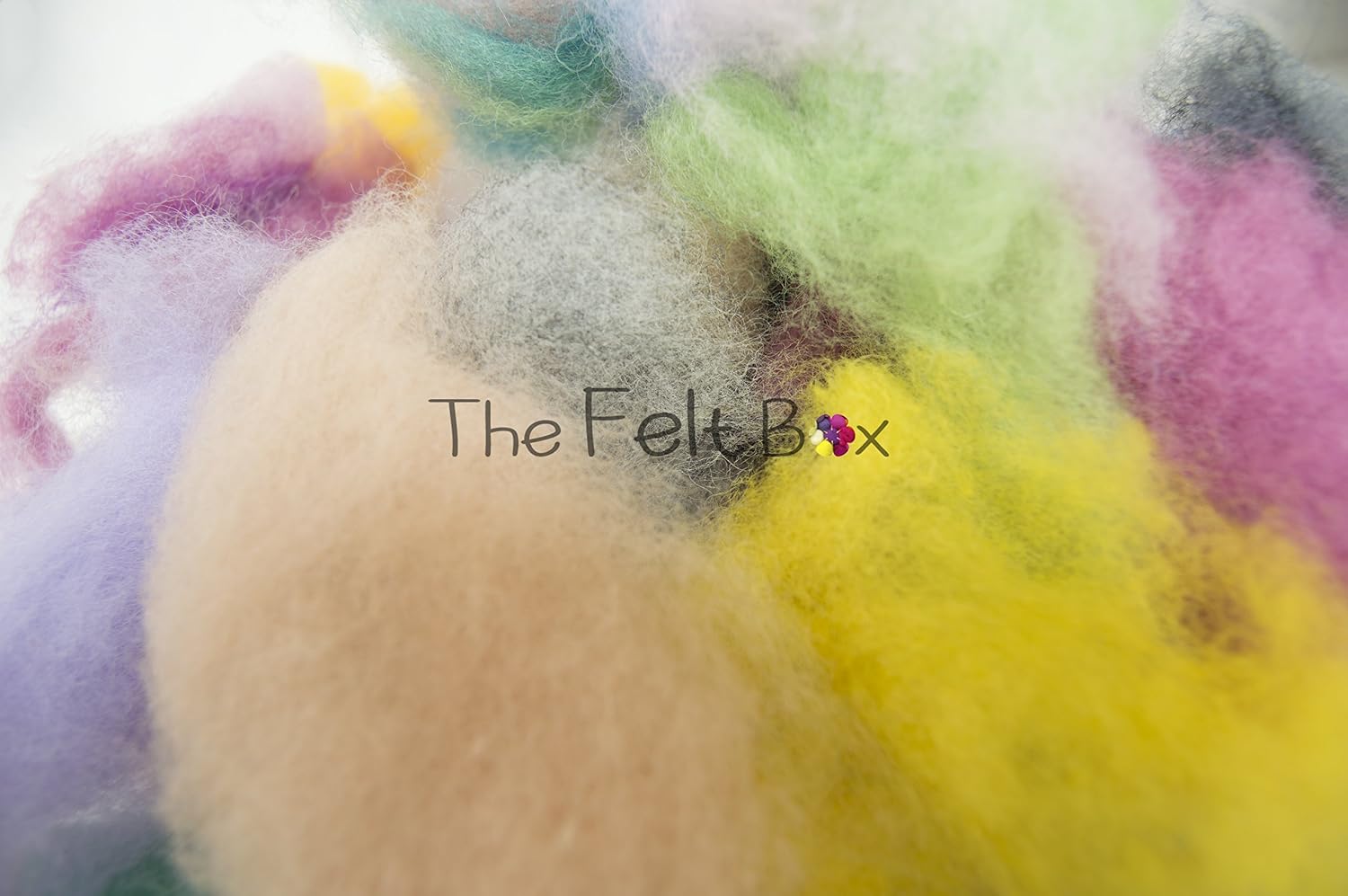 Waste Felting Fibres - Carded Oddments & Tops Mix, 100g (3.5oz) - Assorted Colours for Needle & Wet Felting, Fibre Art, Craft Projects - Image 5