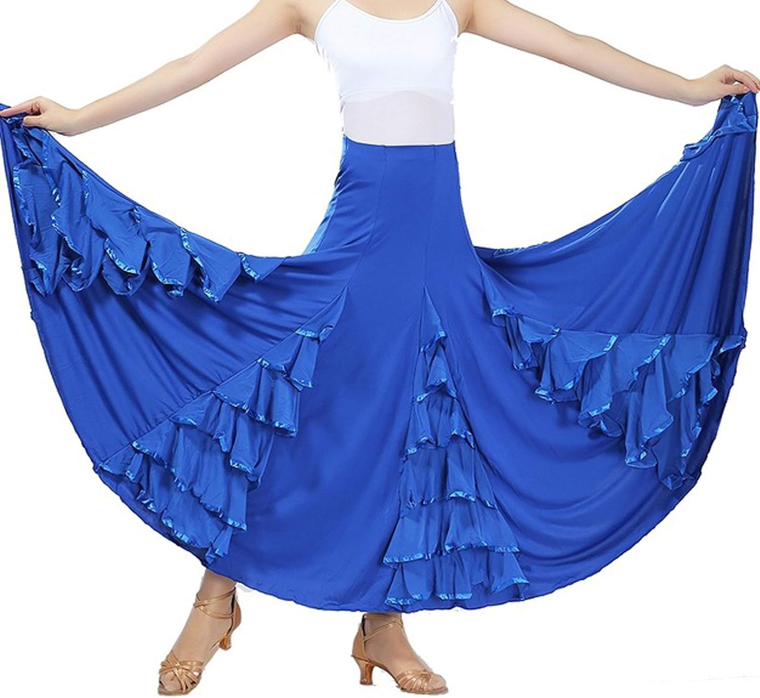 Красивая левушка танцуе. Длинная юбка для танцев. Фестиваль / utsav (1984). Long dance. Черные танцевальные платья в пол.