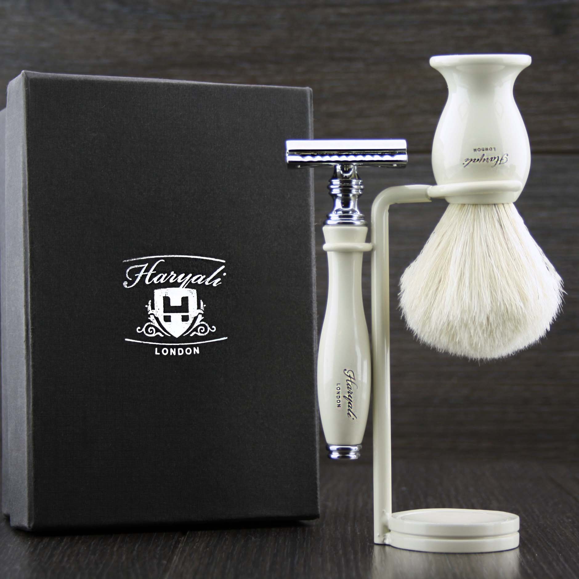 3 Pcs Men's Shaving Set in Ivory. Comes with White Badger Hair Brush,De Safety Razor & Dual Stand. Great as A Gift to Him.