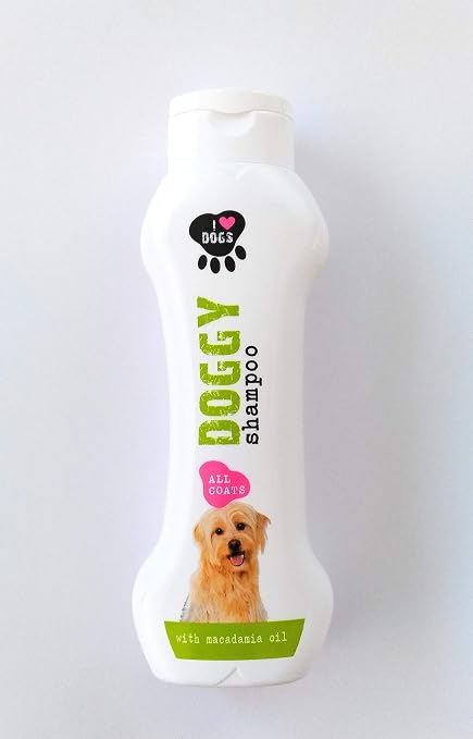 I Love Doggs Hundeshampoo Gegen Schuppen Milben Flöhe Geruch Mit Macadamia öl 300ml Zur Wohlfühlpflege Auch Für Welpen Empfohlen Hautfreundlich