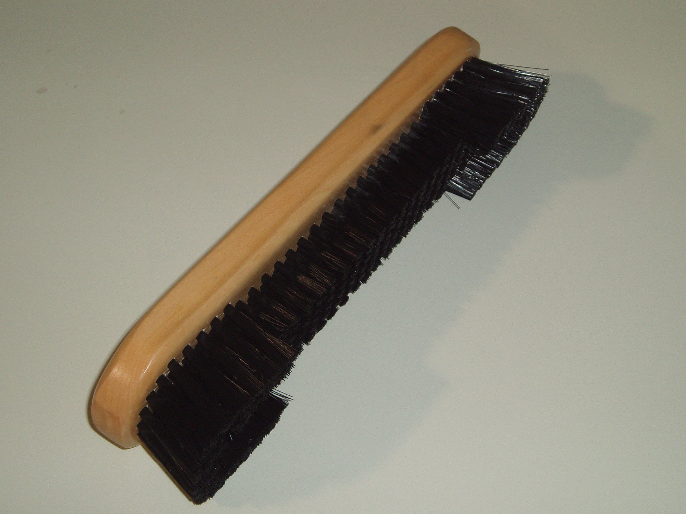 SGL POOL TABLE BRUSH **
