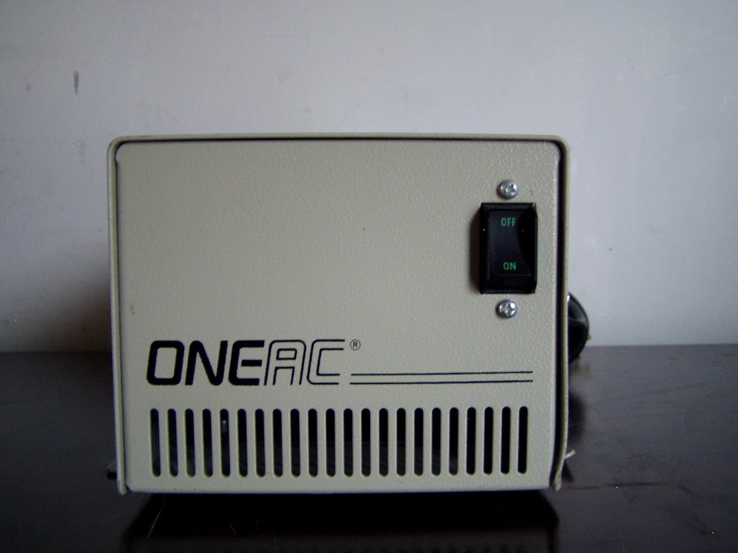 OneAc CP1105 AC Power Line Conditioner Amazon.ca Industrial & Scientific