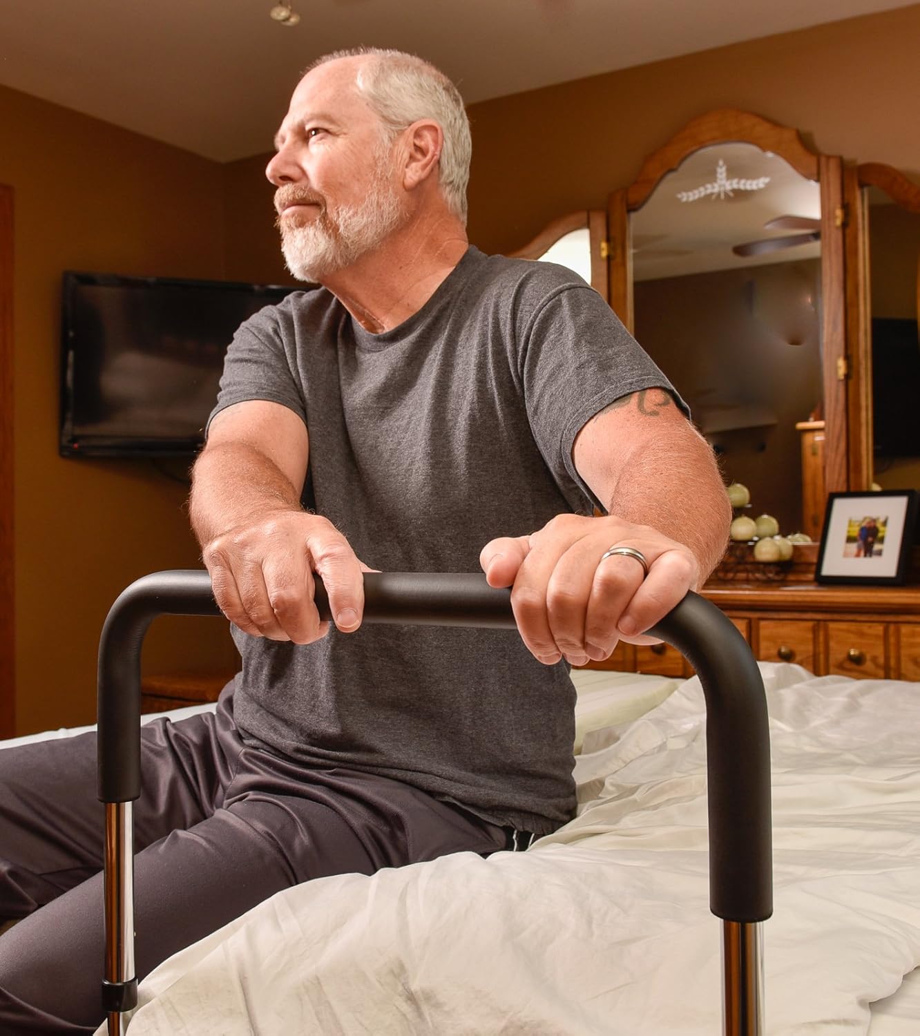 LS Adjustable Sturdy Medical Bed Rail: Health & Personal Care