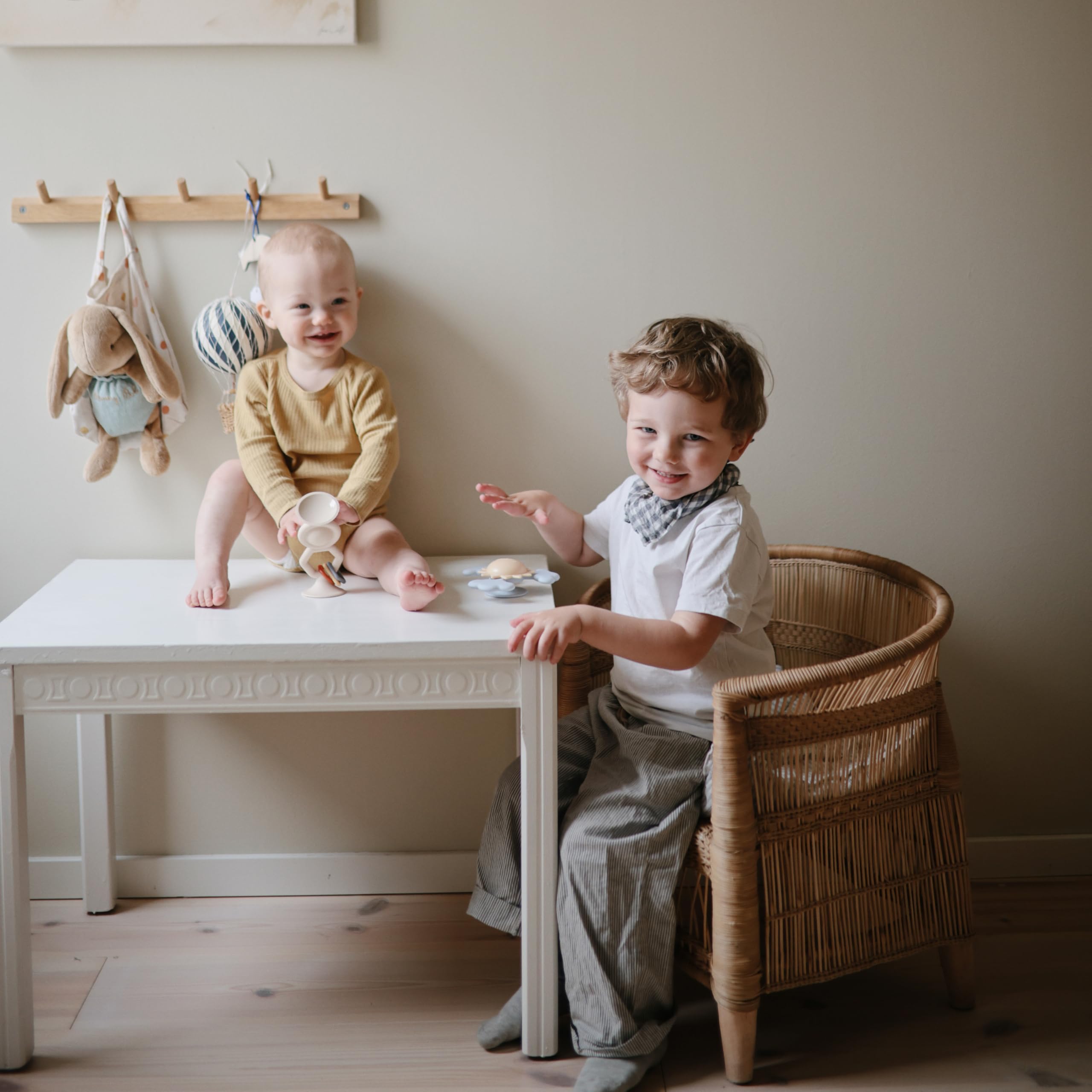 mushie HexaPop Suction Toy | Toddler Sensory Toy for Nursery and Play (Shifting Sand)