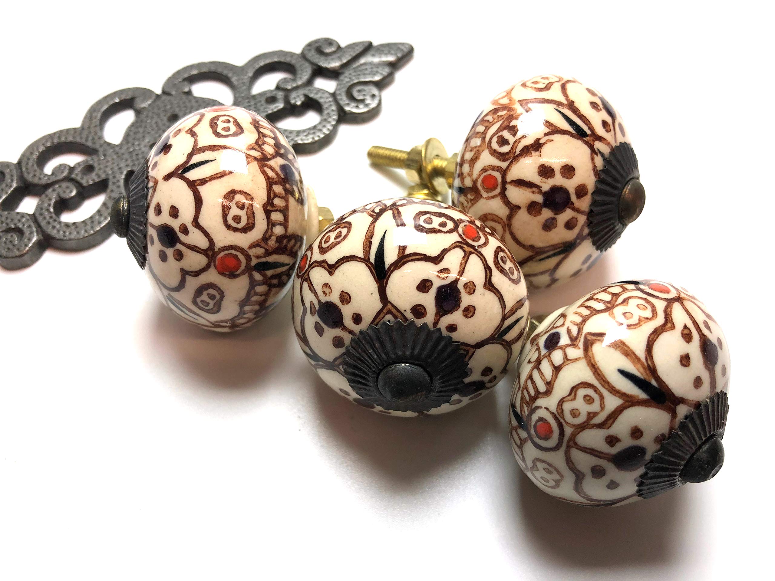 Patterned Ceramic Knob with Filigree Back Plate - Pack of 4