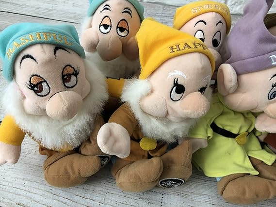 peluche gruñon 7 enanitos