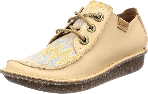 amazon clarks funny dream