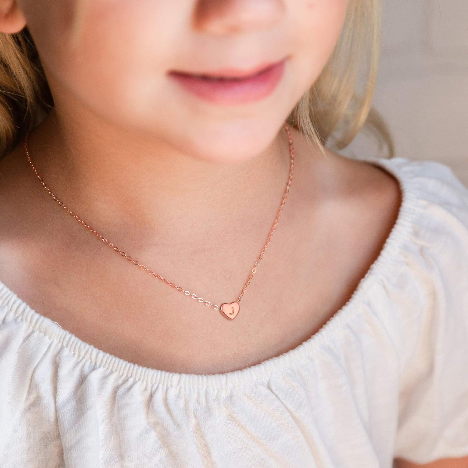 Turandoss A Initial Necklace for Teen Girls, Heart Letter Necklace for Women Girls Dainty Rose Gold Initial Necklace for Women Teens Girls Kids Alphabet Initial Necklace for Girls: Jewelry