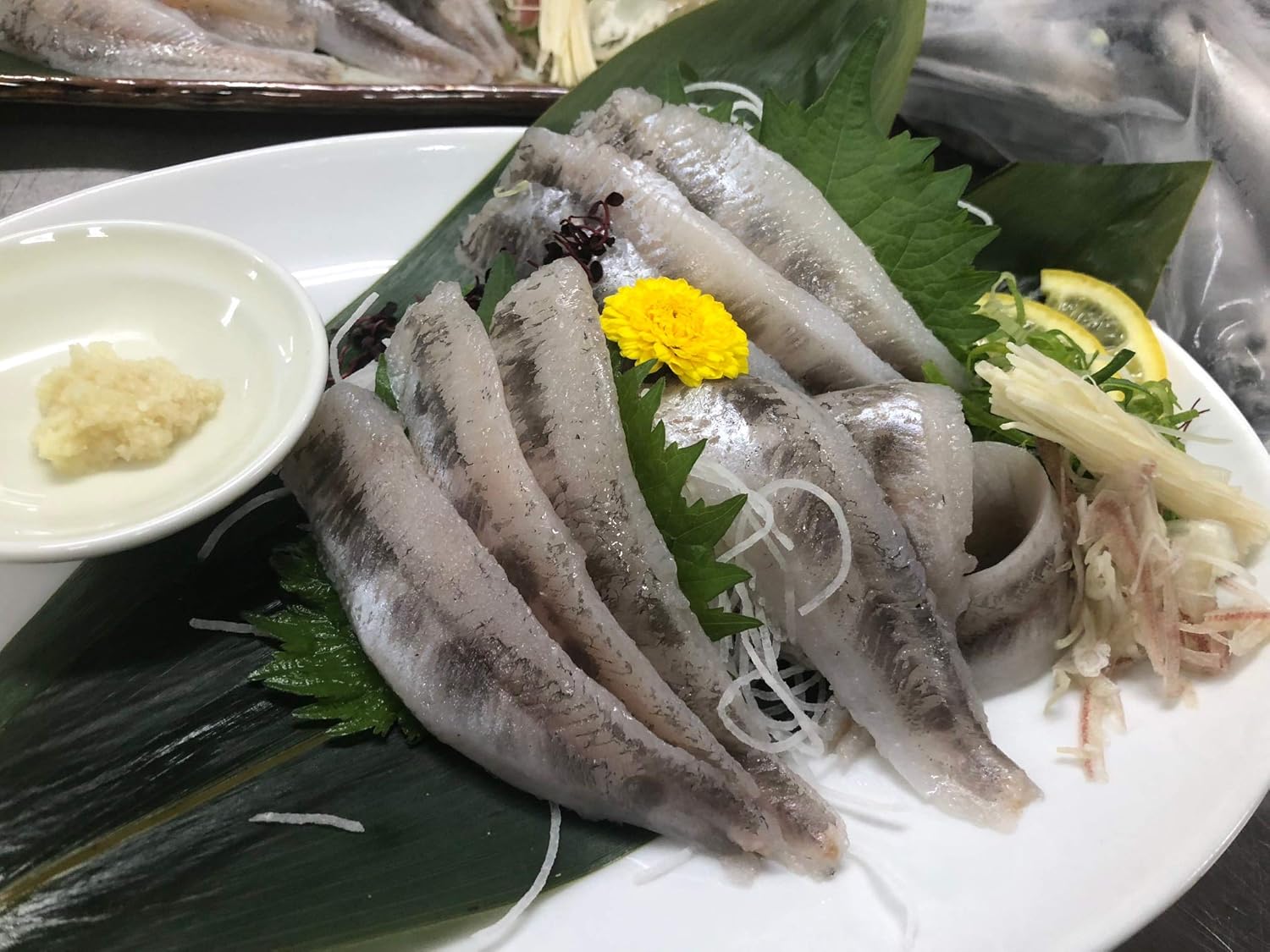 Amazon 飛鳥フーズ 愛知県蒲郡水揚げ 刺身用 冷凍メヒカリ1 入り 業務用プロ使用 いかに恋してる 刺身 通販