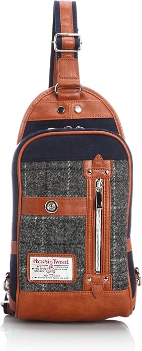 Amazon メンズビギ Men S Bigi ハリスツイードボディバッグ M0141ebg02 01 ネイビー Free ショルダー バッグ