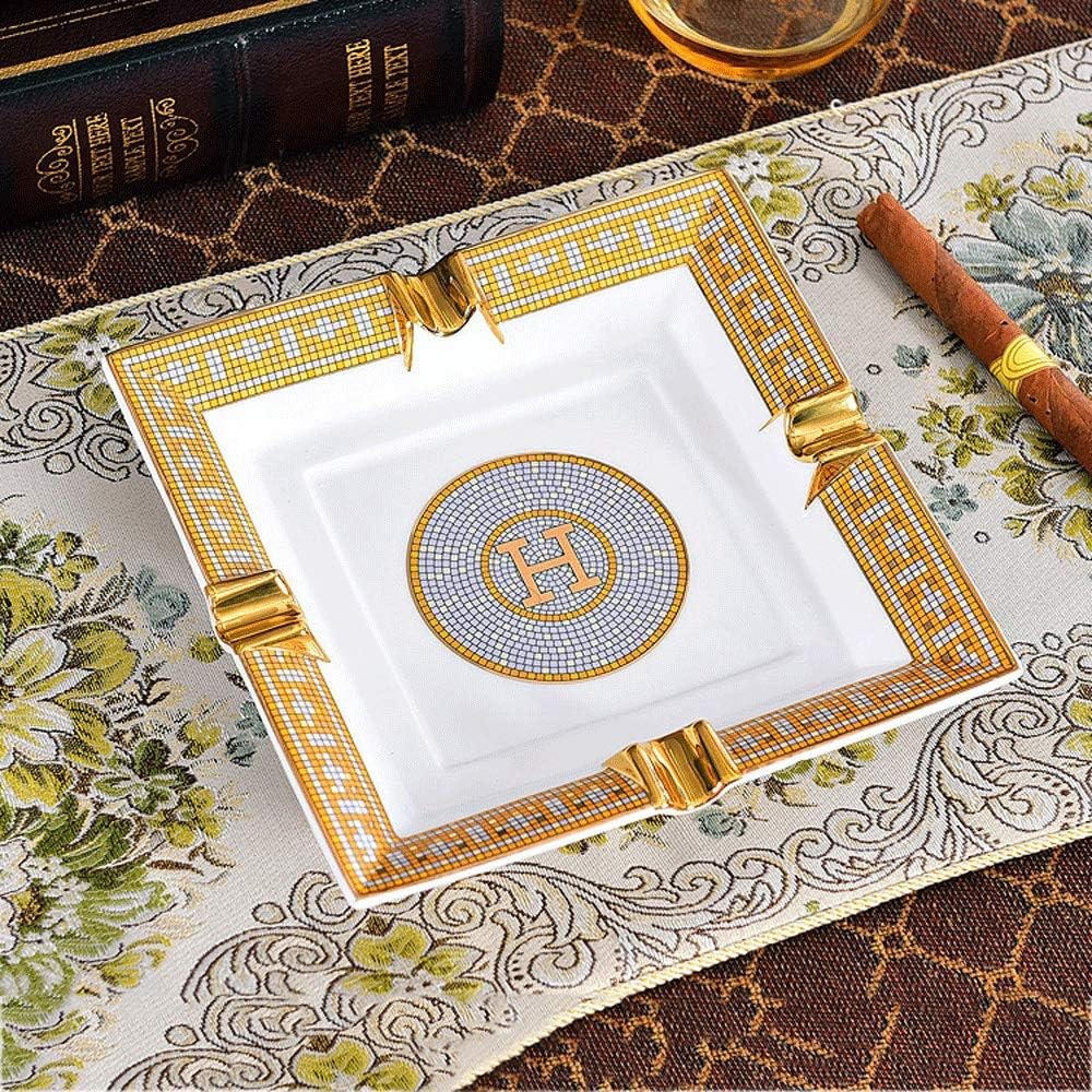Retro ceramic war horse ashtray creative drawing gold large relief ceramic ashtray european club coffee table hotel golden cigar ashtray (Color : C)