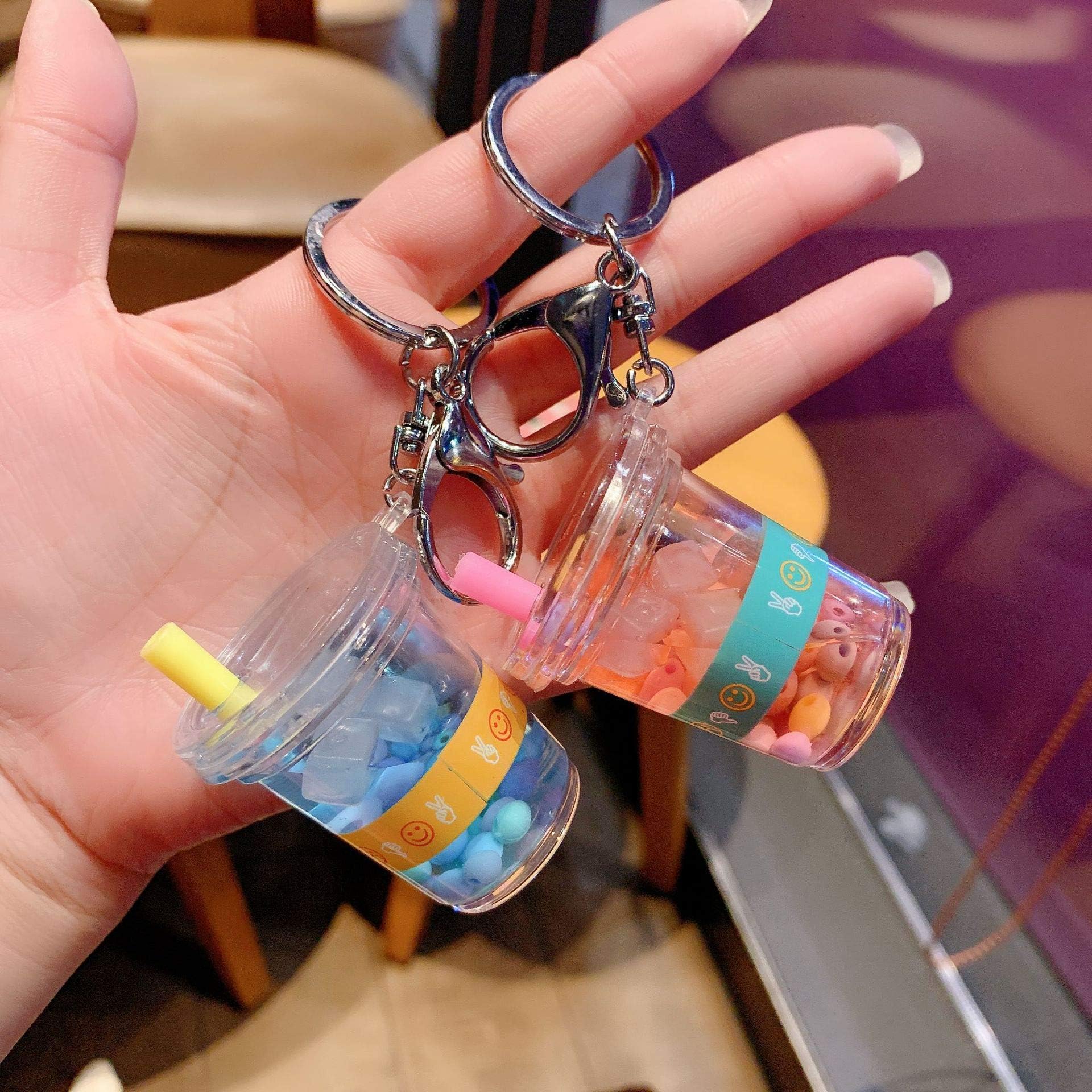 CGDX 1pc Creative Mini Soft Drink Keychain Coconut Milk Tea Beverage Bubble Tea Acrylic Moving Liquid Oil Drop Decompression Jewelry Gift