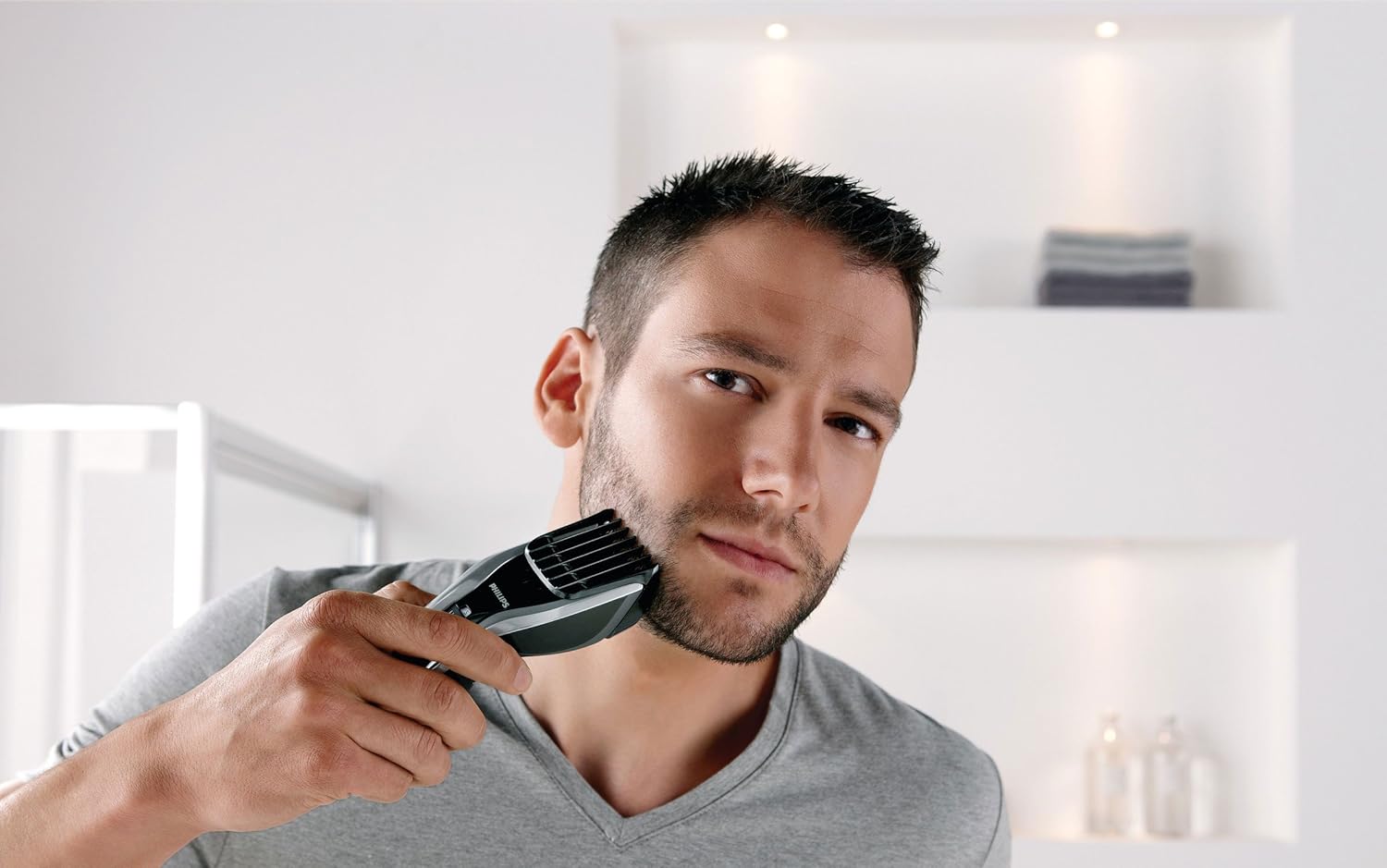 philips series 5000 hair clipper with titanium blades