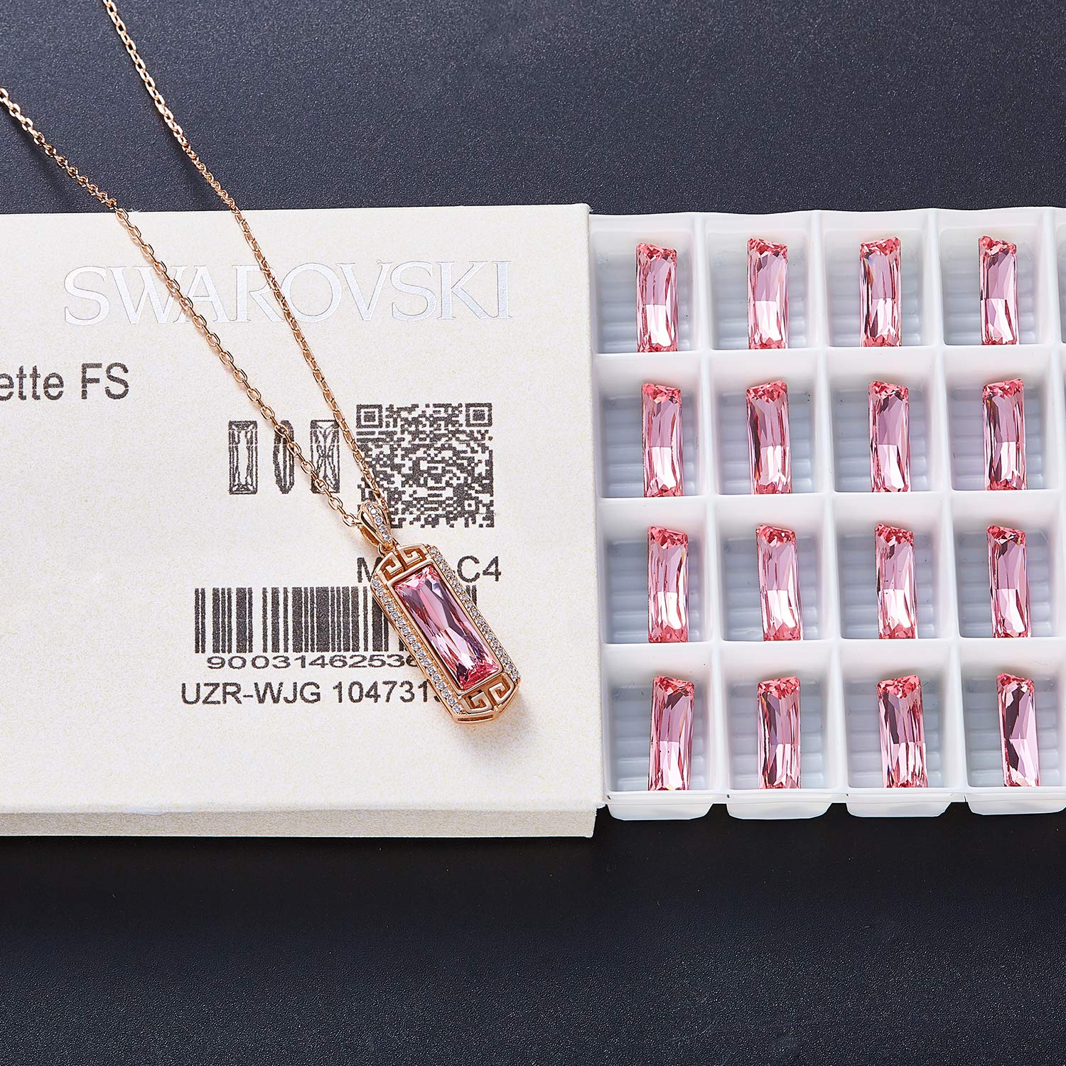 LOUISA SECRET Pendant Necklace, 925 Sterling Silver Necklace Valentine\'s Day Gift for Women,Made Of Swarovski Crystal, Jewelry Chain Length 15.7in+1.9in Extender