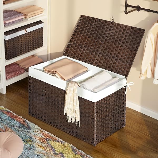 GREENSTELL STORAGE BASKET WITH LID, 42.3 GALLON(160L) LAGRE WICKER BLANKET STORAGE BASKET WITH HANDLES, FOLDABLE, 2 REMOVABLE LINER BAGS, METAL FRAME, FOR BEDROOM, LAUNDRY ROOM, BROWN, 30″*18.1″*18.1″