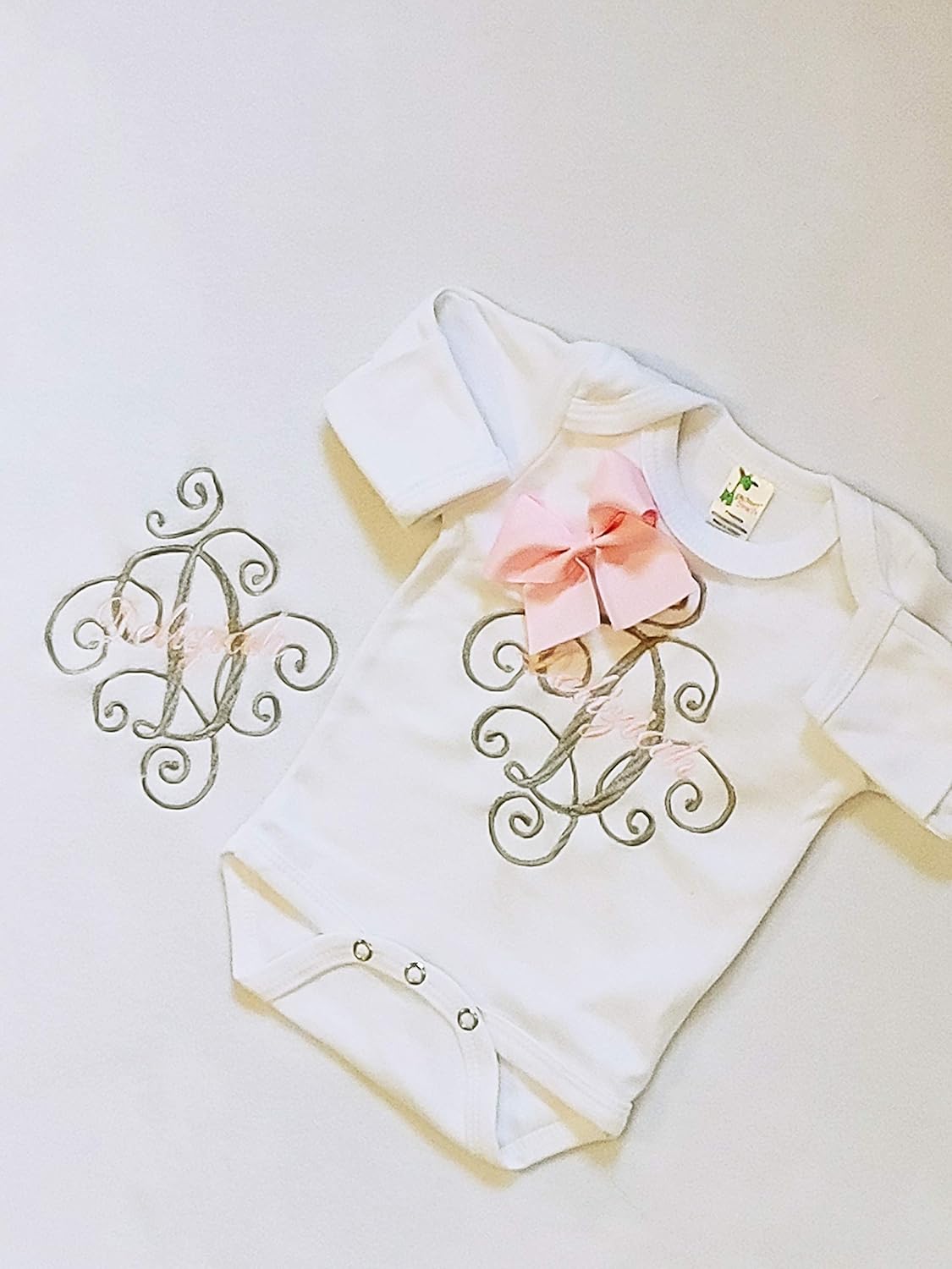 Newborn Baby Girl Coming Home Outfit Monogrammed Floral Bodysuit Swaddling Blanket Personalized Hospital Outfit Baby Girl Shower Gifts New Mom Gift Layette Set For Baby Girl Bodysuits Footies Rompers Handmade Products