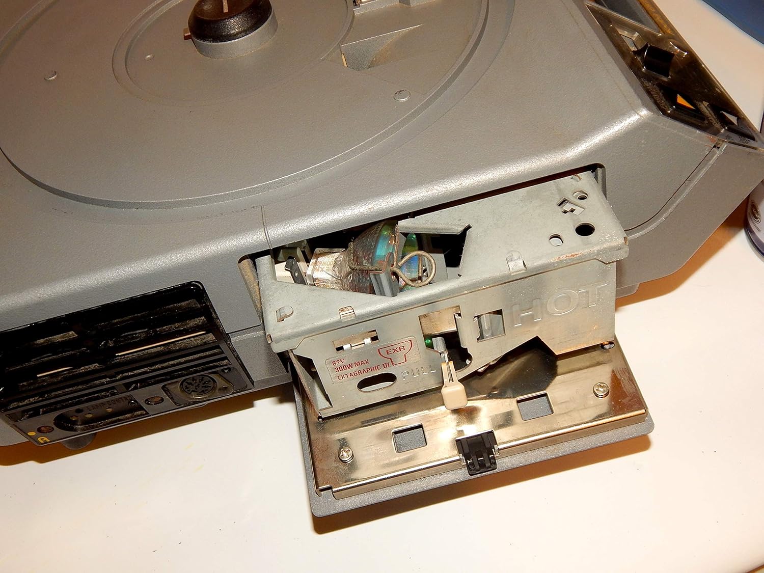Kodak Ektagraphic III ATS Slide Projector with Built in Slide Viewer : Kodak Carousel Slide Projector : Camera & Photo