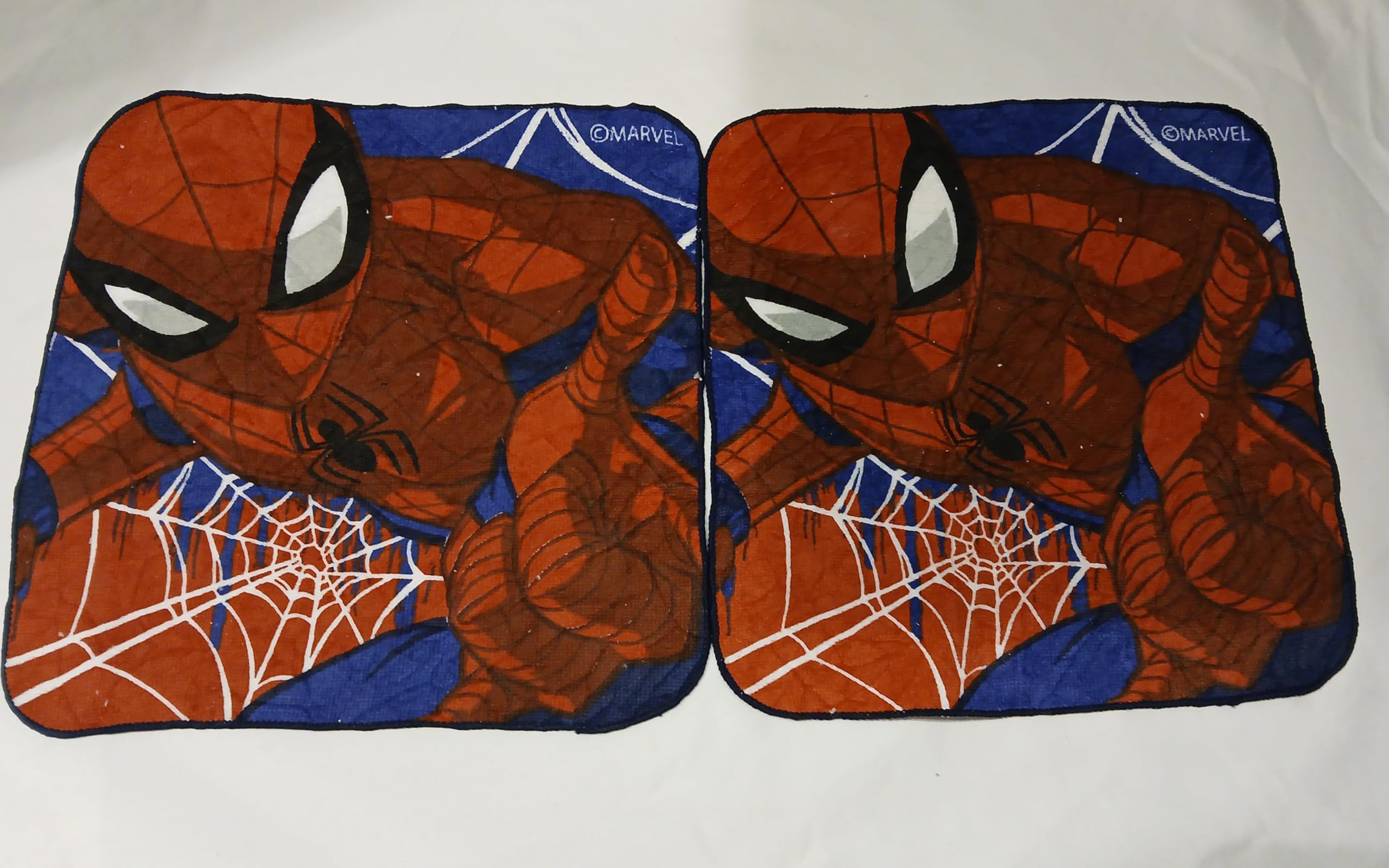Lex's Linens Pack of 2 Spider-Man Magic Facecloths/Pack of 2 Spider-Man Magic Flannels