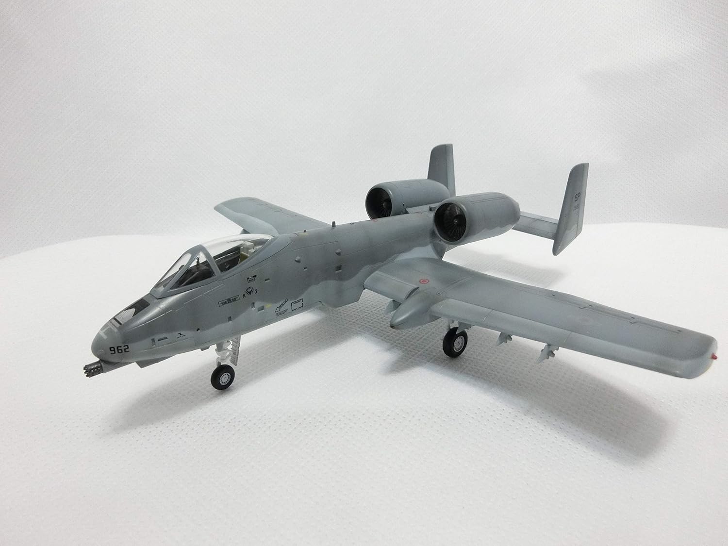 Amazon 1 72 完成品 フェアチャイルド リパブリック A 10a サンダーボルト ドイツ駐留 1992 プラモデル 通販