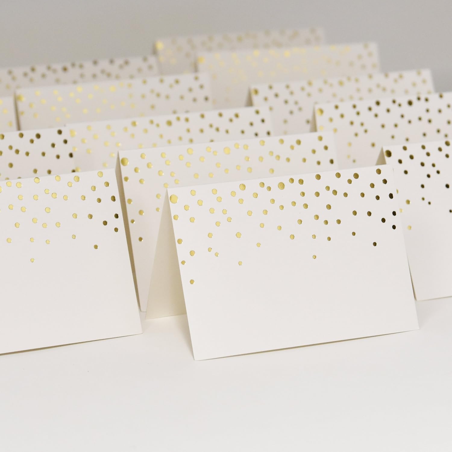 50 Gold Foil Dots Place Cards for Weddings Party Event Dinner Buffet Table Setting Name Placecards 2.5” x 3.75” Gold Foil Dotted Tent Cards: Office Products