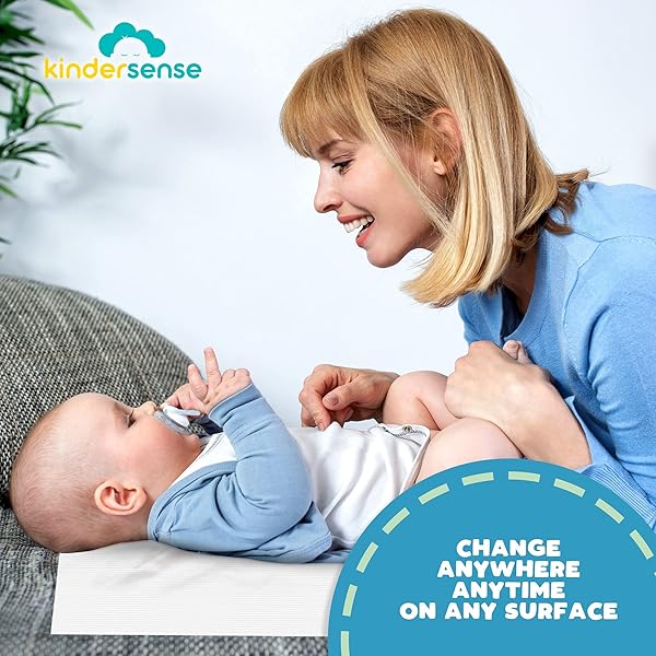 KINDERSENSE® DISPOSABLE CHANGING SHEETS FOR BABY DIAPER (125 SHEETS) | THIN PORTABLE CHANGING PAD LINERS (23″ X 17.5″) | PAPER TOP LAYER – WATERPROOF BOTTOM LAYER | LEAK PROOF INFANT CHANGING MAT