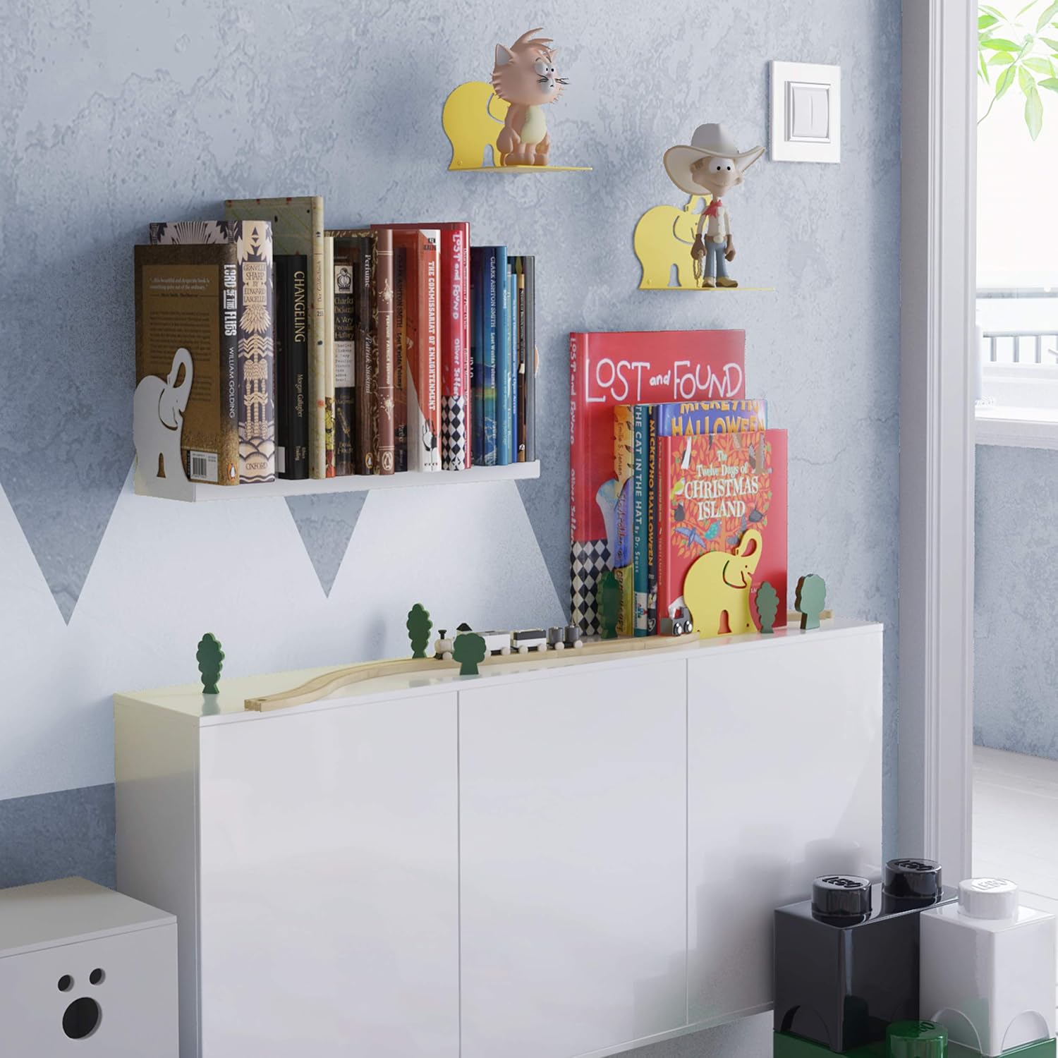 animal bookends nursery