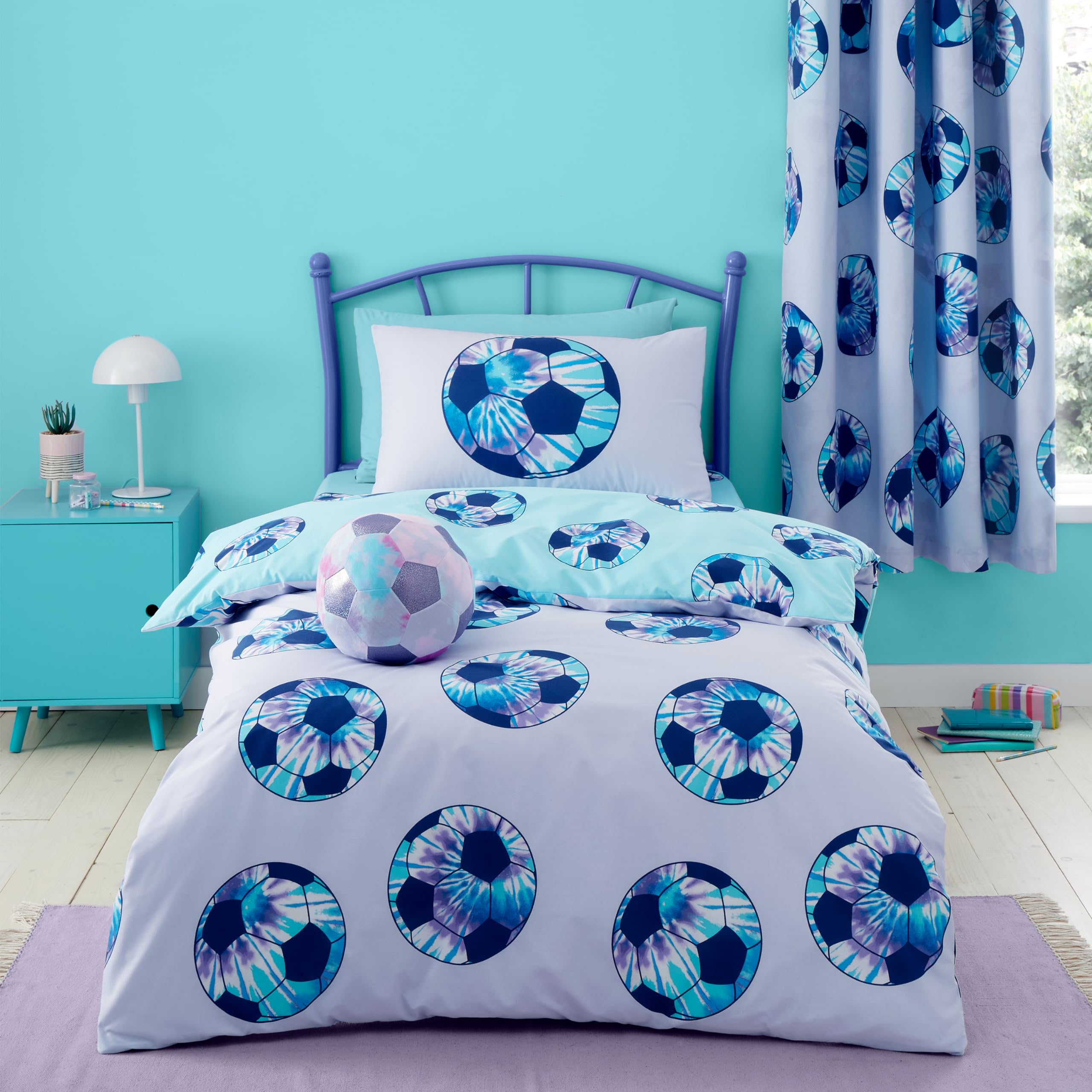 Catherine Lansfield Kids Tie Dye Football Reversible Double Duvet Cover Set with Pillowcases Lilac
